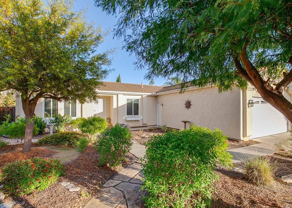 1st image of 2132 Savona Ct