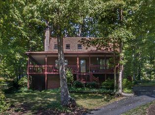 508 Jefferson Woods Dr, Forest, VA