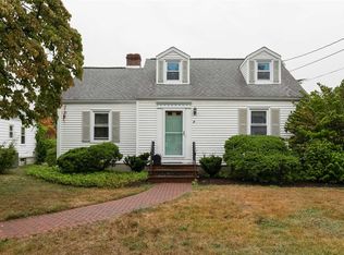 9 Arnold Blvd, Poughkeepsie, NY 12603