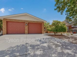 8301 Cherry Hills Dr NE, Albuquerque, NM 87111