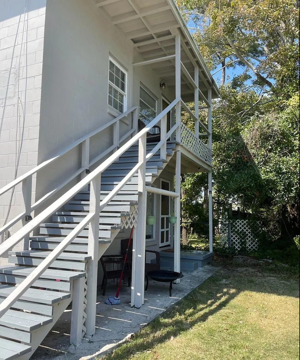 502 14th Ave S — Photo 1