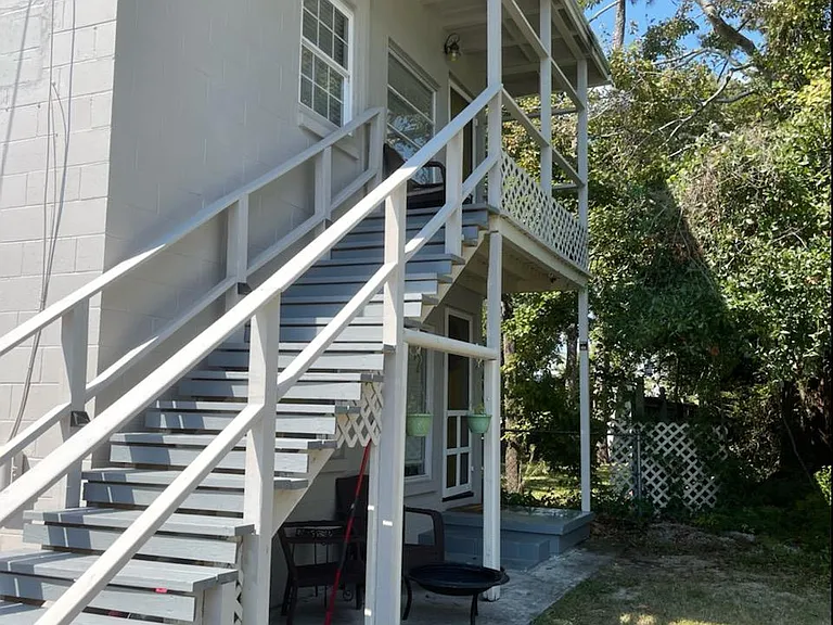 502 14th Ave S #A — Photo 1