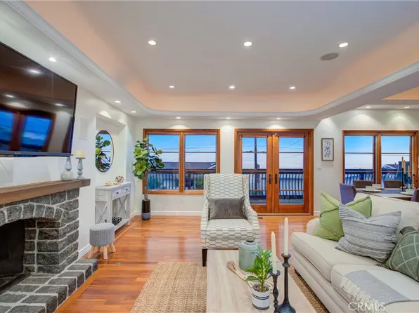 2152 Grandeur Dr, San Pedro, CA 90732