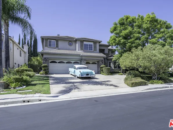 10453 Raintree Ln, Porter Ranch, CA 91326