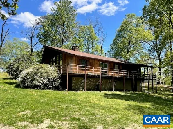 5956 Scholars Rd, Mount Crawford, VA 22841