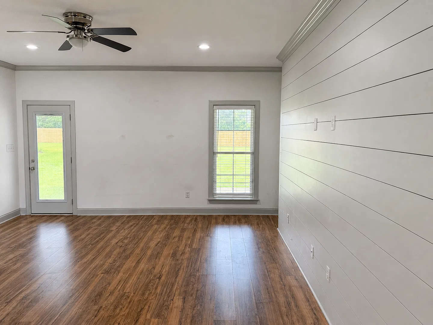 5 Bedroom Home in West Lee County — Photo 4