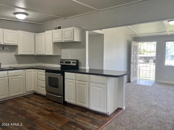 110 E NAVAJO Street, Huachuca City, AZ 85616