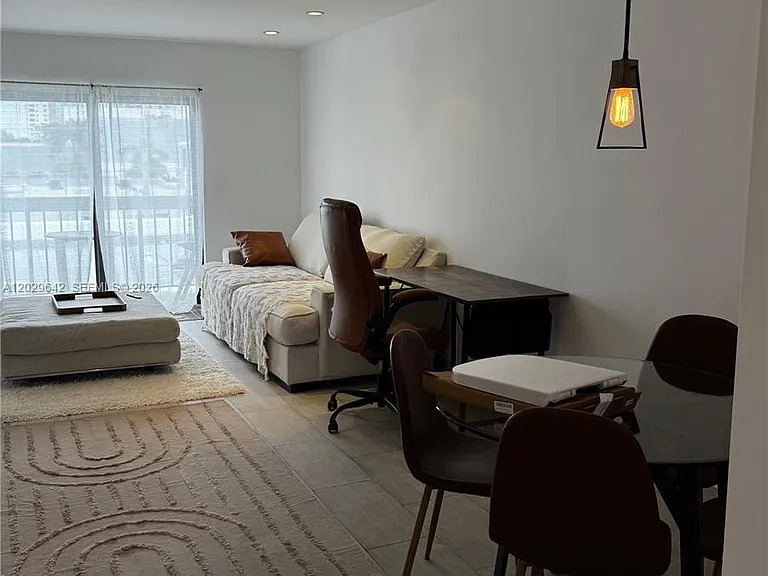 1617 Jefferson Ave #Penthouse 3 — Photo 9