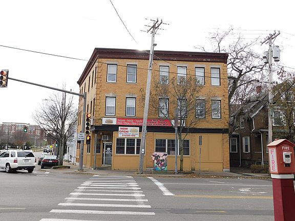 2nd image of 412 Essex St