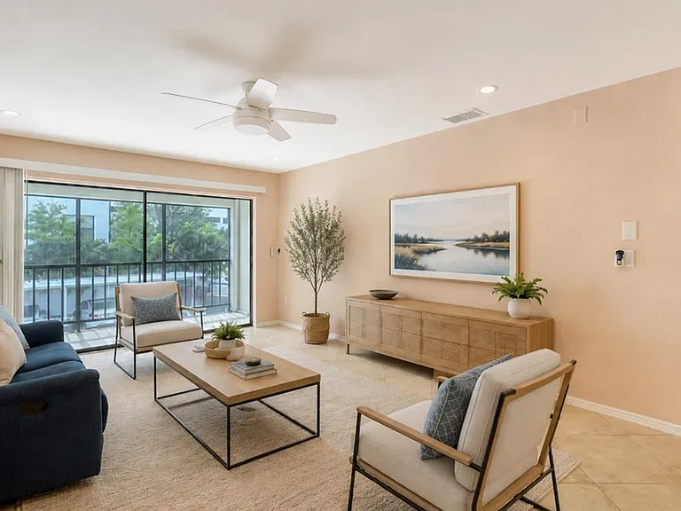 631 N Orange Ave #208 — Photo 12