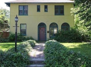 1711 Washington St, Highland, IL