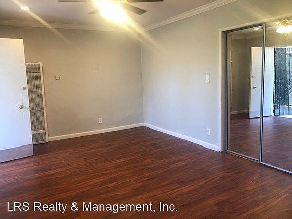 5th image of 18325 Malden St APT 4