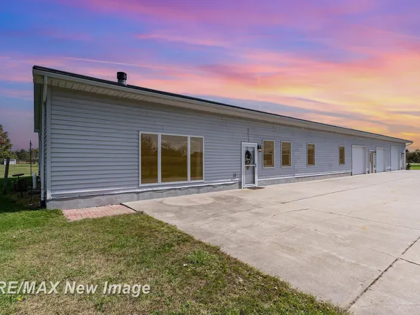 859 E Gordonville Rd, Midland, MI 48640