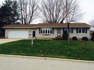 1214 9th St, Jesup, IA 50648