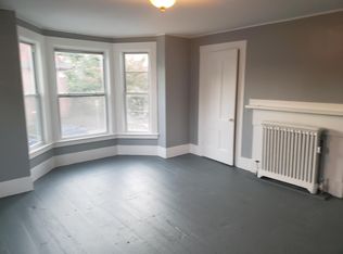 174 Main St #2, Amesbury, MA 01913