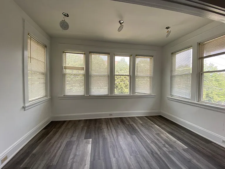 Sunroom with new LED lighting. Can be used for office space or additional sleeping quarters