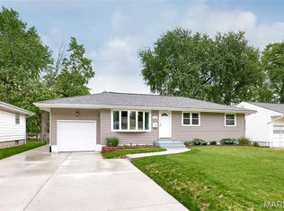 130 Pompano Ln, Florissant, MO 63031