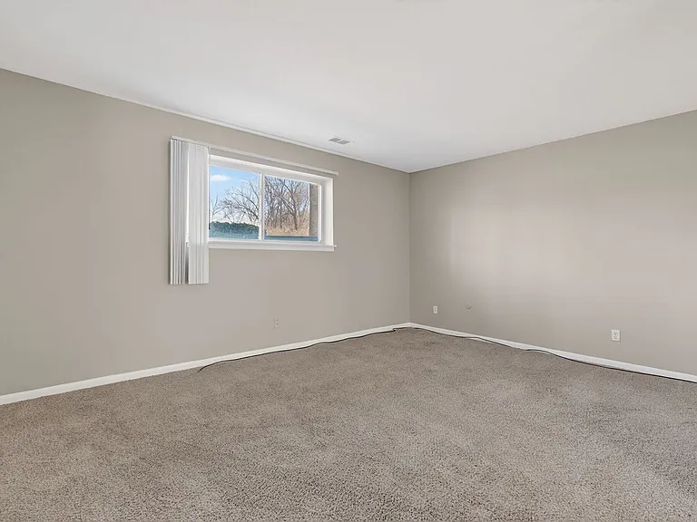 Brookview Apartments — Photo 23