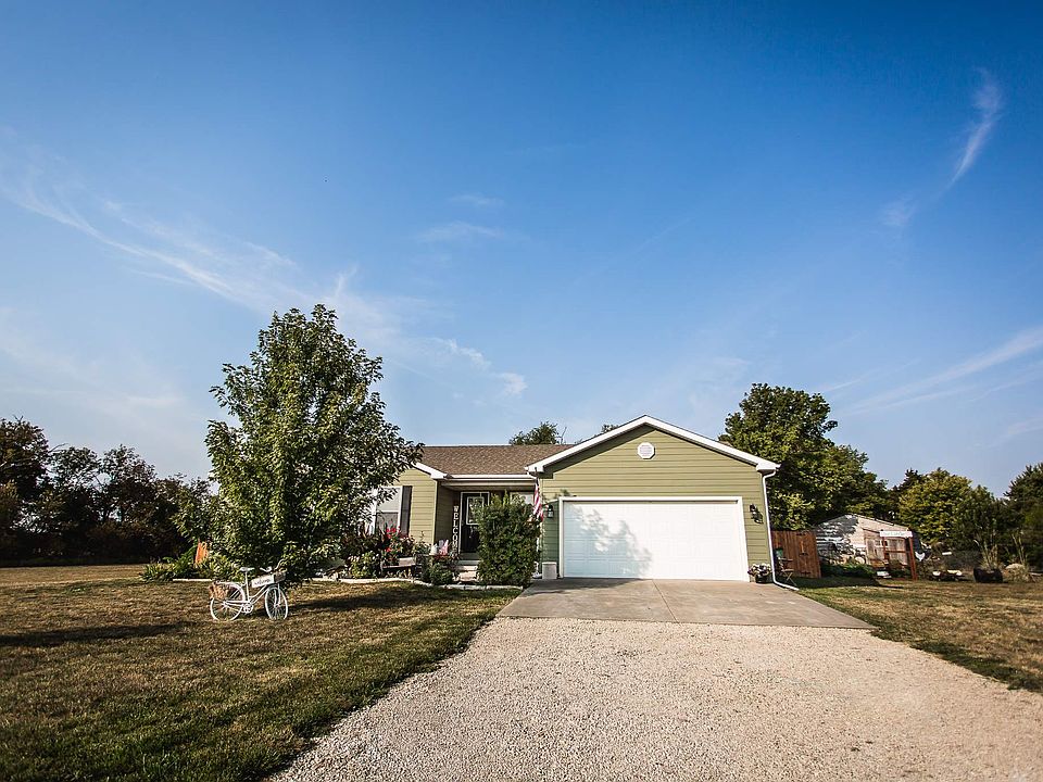 1st image of 105 Christine Dr