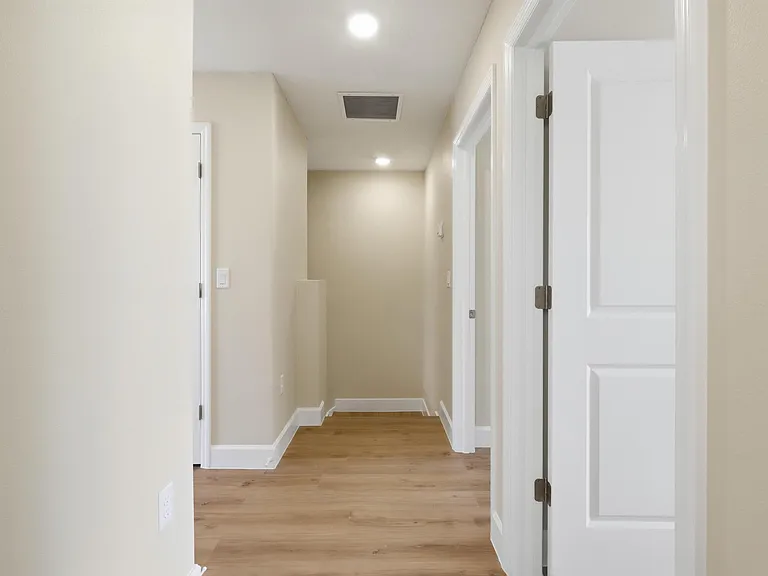 216 S Florida Ave #6 — Photo 10