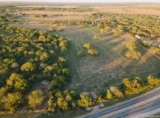LOT 1 E Fm 140, Pearsall, TX 78061