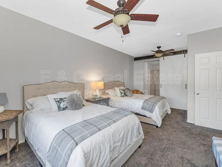 20100 N 78th Pl #2210 — Photo 8