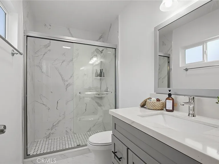 3726 Ellis Ln #B — Photo 11