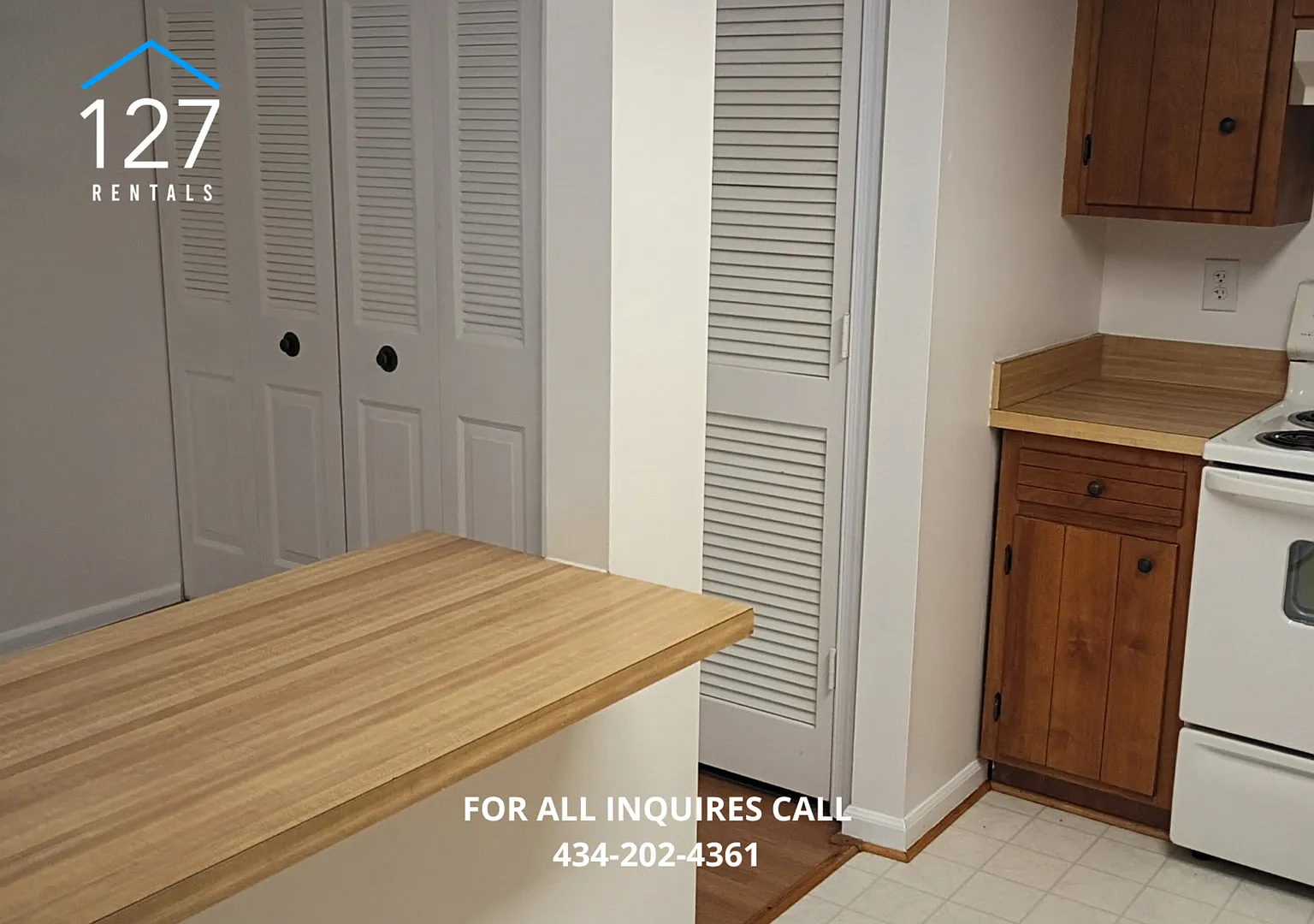 Spacious 3-Bedroom End Unit with Pool, Washer & Dryer, and Included Lawn Care — Photo 4