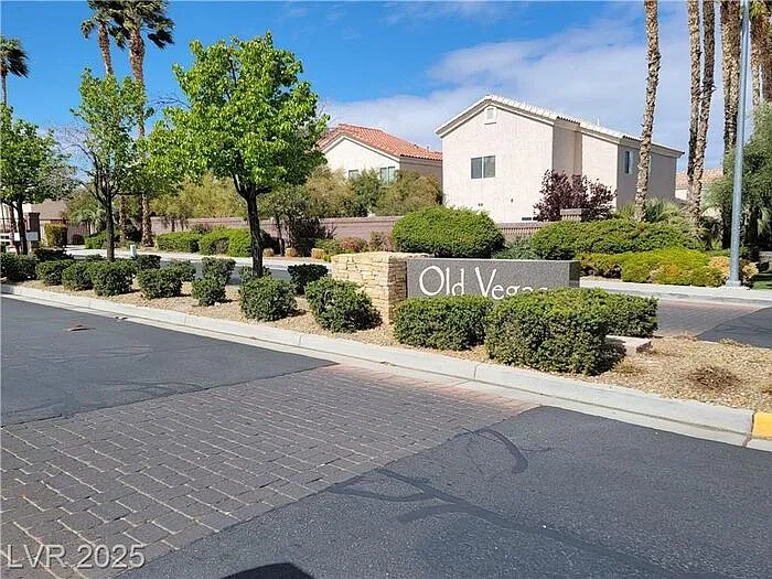 2513 April Breeze Ln — Photo 25