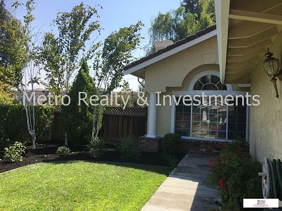 2nd image of 4156 Creekpoint Ct