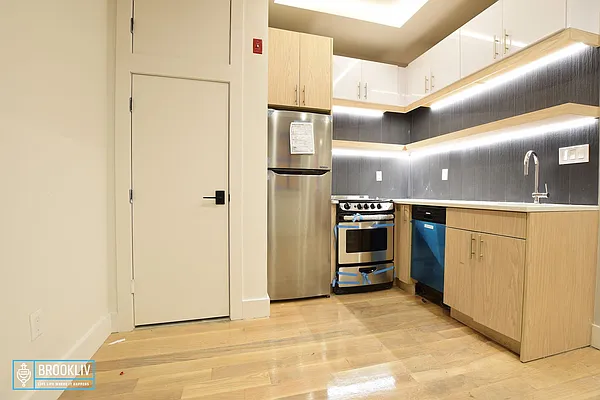 Rented by null | media 9