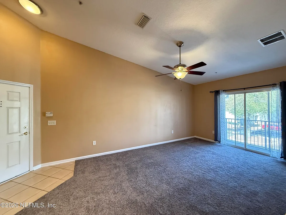 Building Photo - 6105 Maggies Cir #113