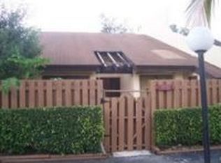 3932 NW 77th Ave, Hollywood, FL 33024