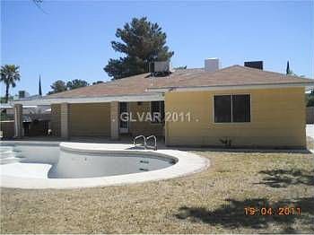 2nd image of 6948 Surrey Ct