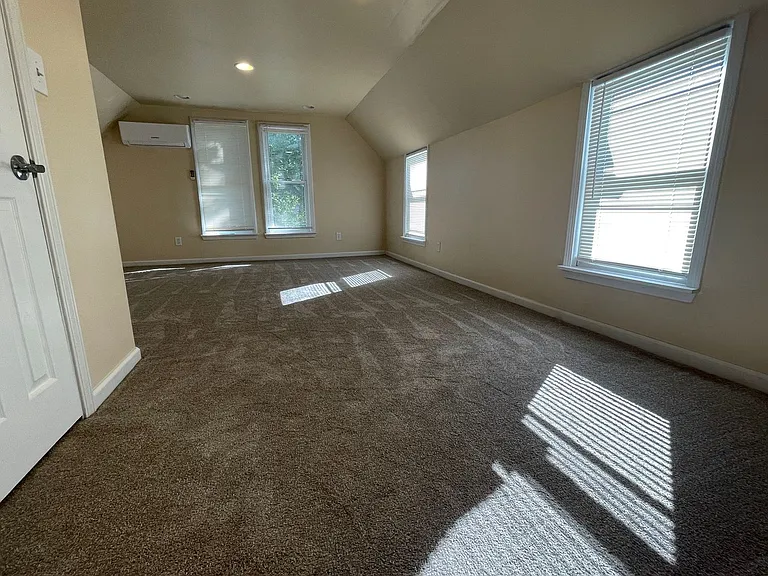 31380 Lahser Rd — Photo 17