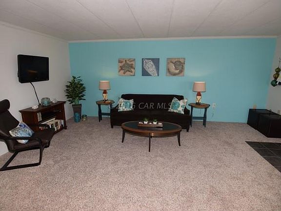 4th image of 12 52nd St Unit 308