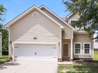1238 Braemar Highland Dr, Zebulon, NC 27597