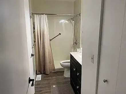 3 bed, 1902 sqft, $1,900 — Photo 3