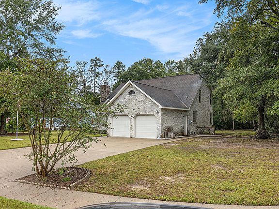3rd image of 1530 Sterling Oaks Dr