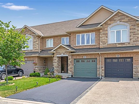 2nd image of 28 Charleswood Cres
