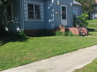 506 E Washington St, Fairfield, IL 62837