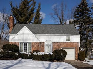 130 Bondcroft Dr, Amherst, NY 14226