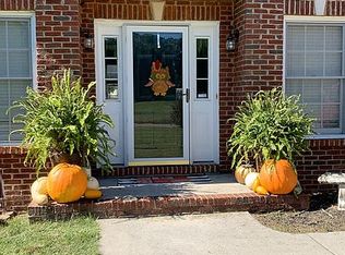 501 Amelia Ct, Blountville, TN 37617