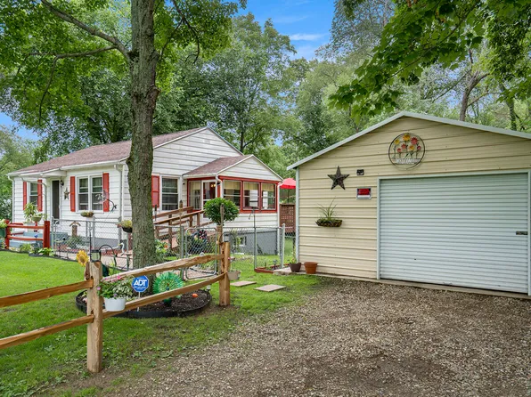 4390 E Halbert Rd, Battle Creek, MI 49017