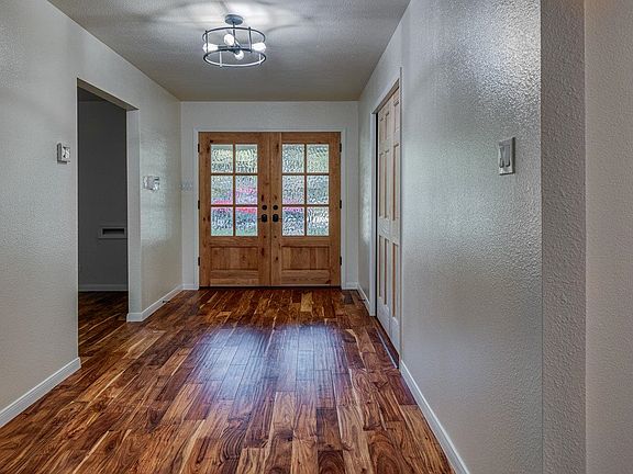 5th image of 222 Park Ave