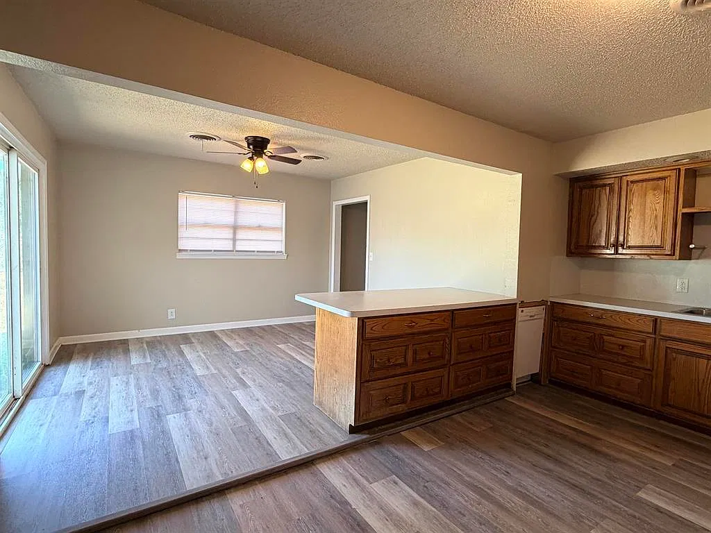 3314 Brooks Drive - 1 — Photo 2