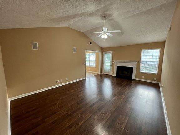 5th image of 1119 Eastwoods Dr