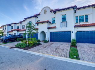 11772 SW 13th Ln, Pembroke Pines, FL 33025