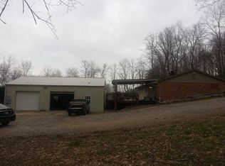 6170 Scout Rd, Cannelton, IN 47520