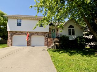 1263 W Butterfield Dr, Nixa, MO 65714
